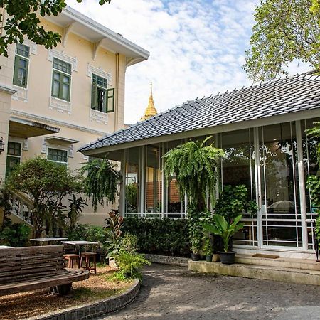Baan 2459 Heritage House Bangkok Exterior foto