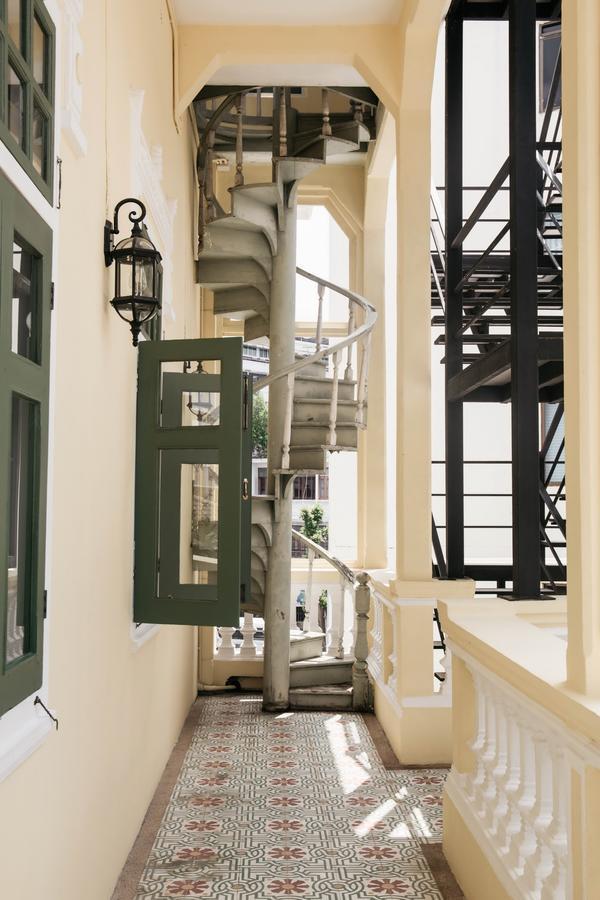 Baan 2459 Heritage House Bangkok Exterior foto